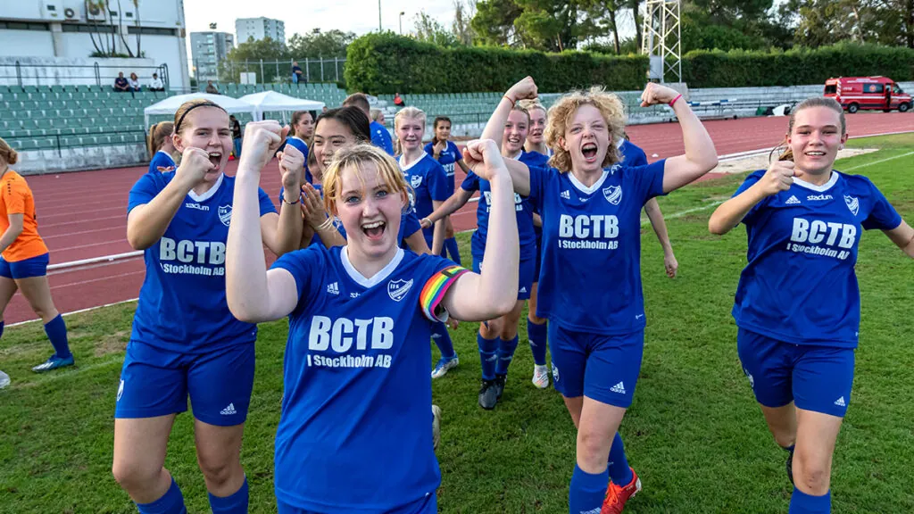 Grassroots squad celebrates