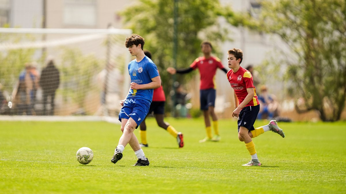 football-weak-foot-1200x675